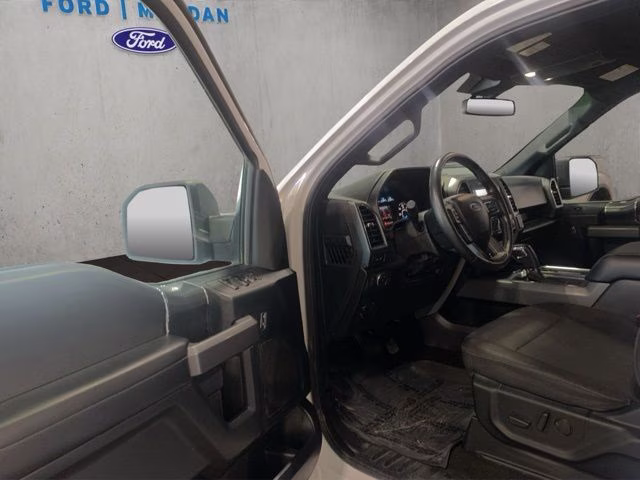 2020 Oxford White Ford F-150 XLT 4X4 Truck