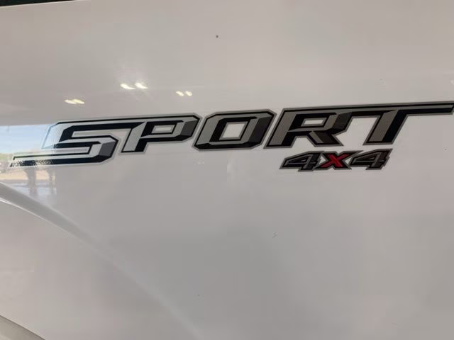 2020 Oxford White Ford F-150 XLT 4X4 Truck