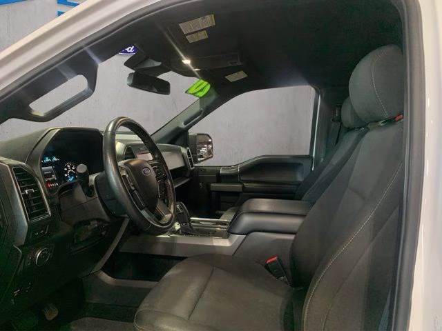 2020 Oxford White Ford F-150 XLT 4X4 Truck