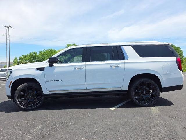 2026 Summit White GMC Yukon XL Denali 4X4 SUV
