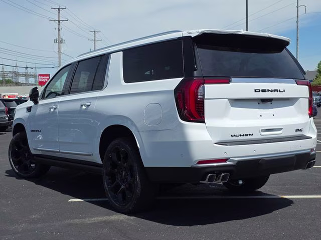 2026 Summit White GMC Yukon XL Denali 4X4 SUV