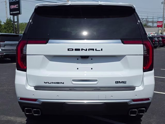 2026 Summit White GMC Yukon XL Denali 4X4 SUV