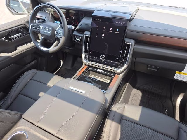 2026 Summit White GMC Yukon XL Denali 4X4 SUV
