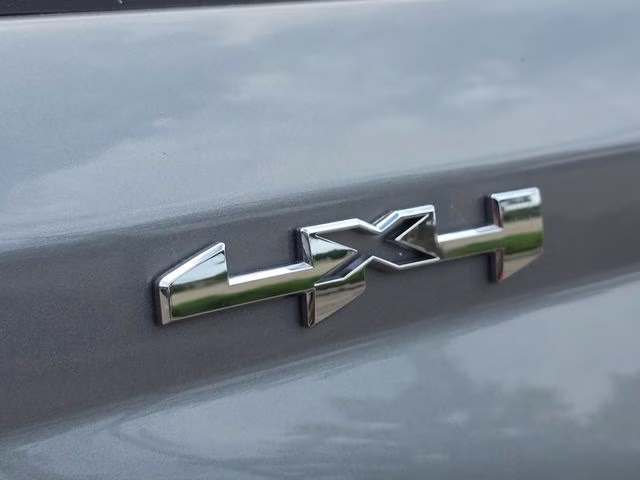 2026 Sterling Metallic GMC Canyon Elevation 4X4 Truck