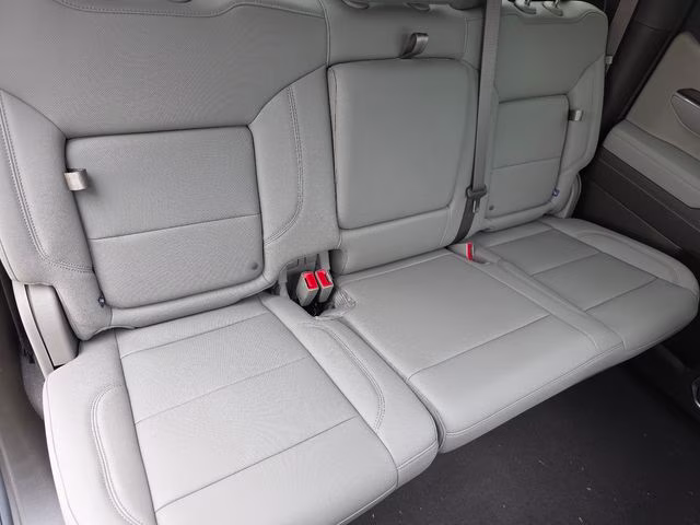 2026 Glacier White Tricoat GMC Sierra 1500 SLT 4X4 Truck