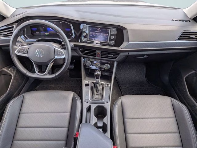 2024 Opal White Pearl Volkswagen Jetta 1.5T SE FWD Sedan