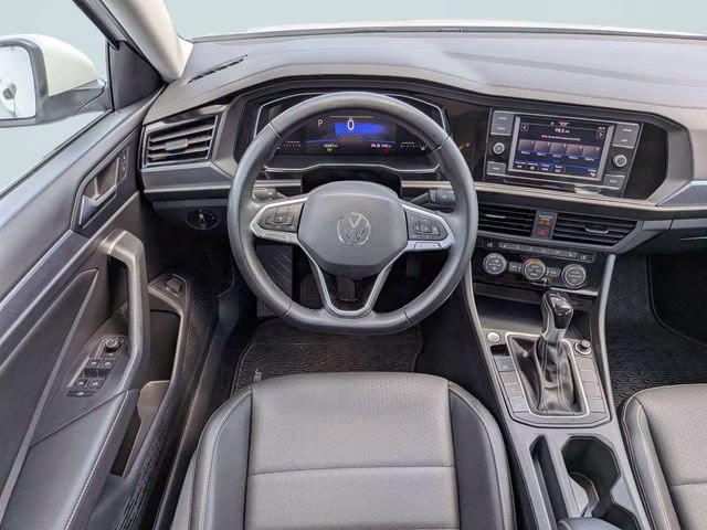 2024 Opal White Pearl Volkswagen Jetta 1.5T SE FWD Sedan