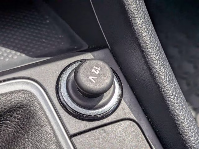 2024 Opal White Pearl Volkswagen Jetta 1.5T SE FWD Sedan