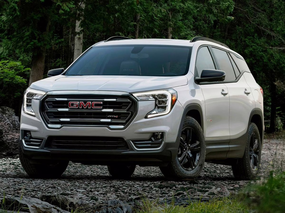 2022 Ebony Twilight Metallic GMC Terrain SLT FWD SUV
