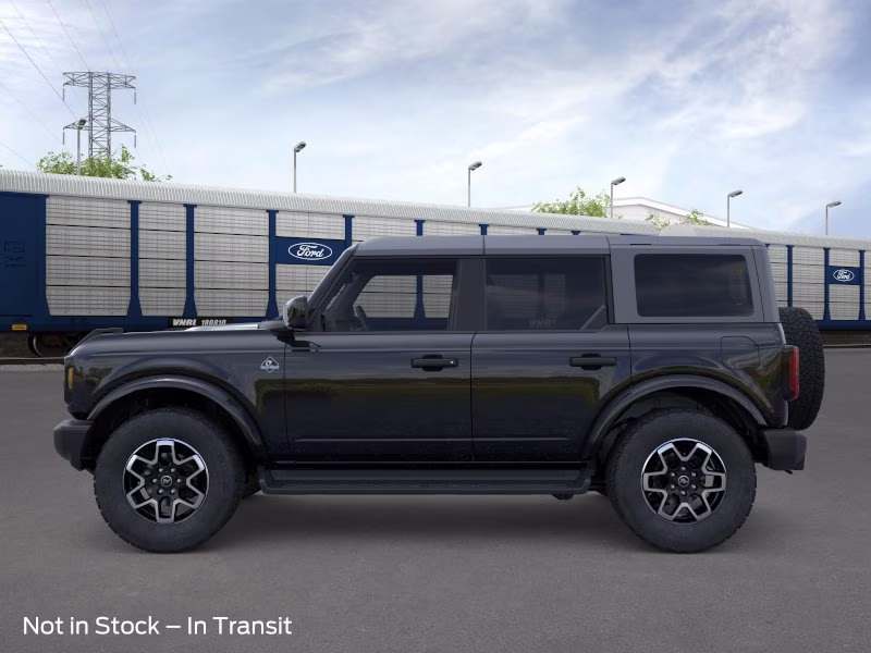2026 Shadow Black Ford Bronco Outer Banks 4X4 Convertible
