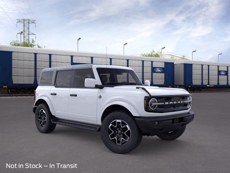 2026 Oxford White Ford Bronco Outer Banks 4X4 Convertible
