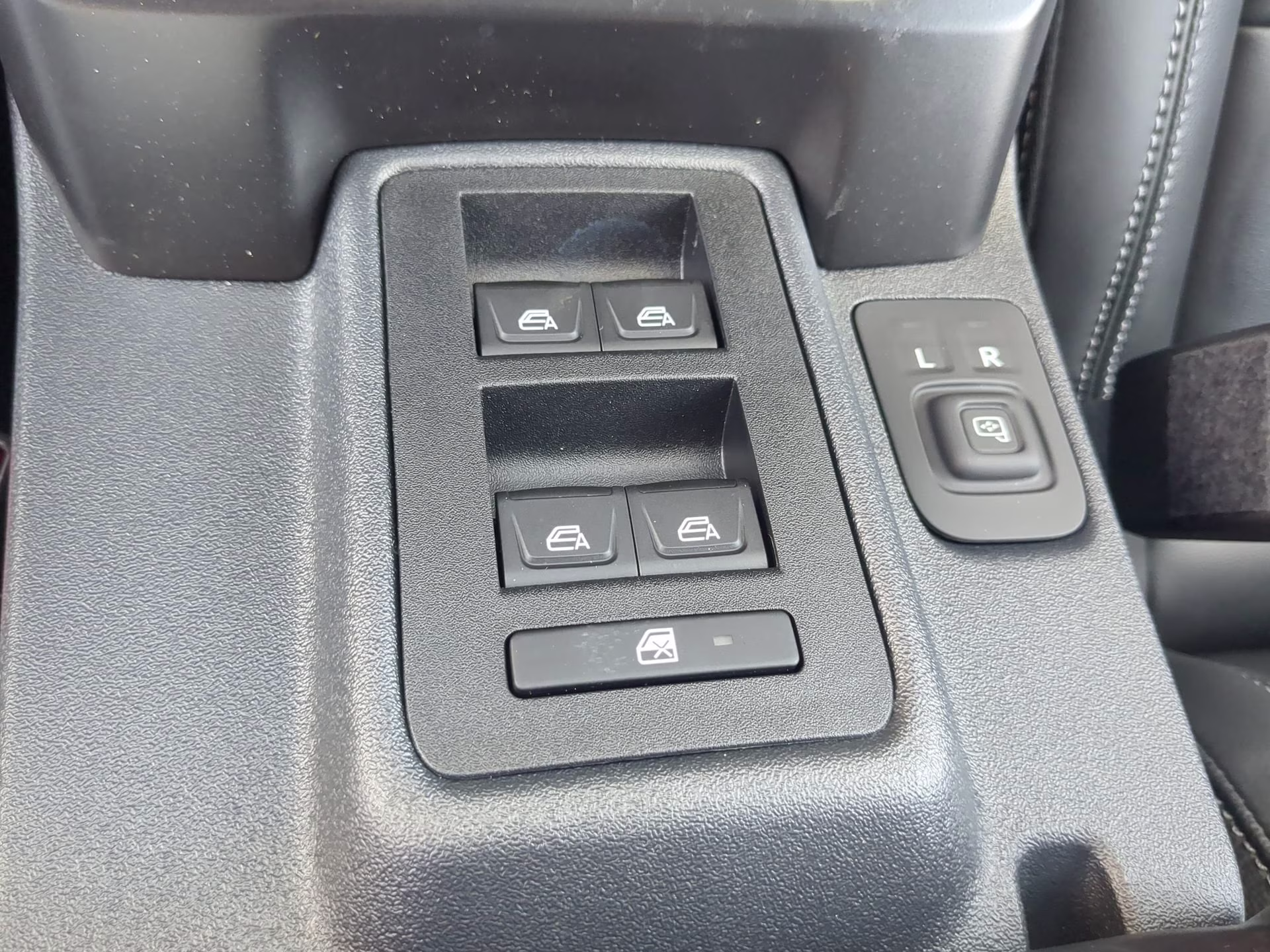 2026 Marsh Gray Ford Bronco Outer Banks 4X4 Convertible