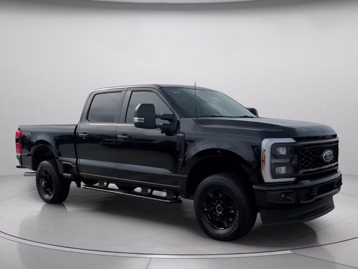 2026 Agate Black Metallic Ford Super Duty F-250 SRW XL Crew Cab Pickup 4X4 Truck