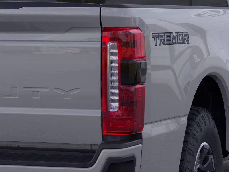 2026 Avalanche Ford Super Duty F-250 SRW LARIAT Crew Cab Pickup 4X4 Truck
