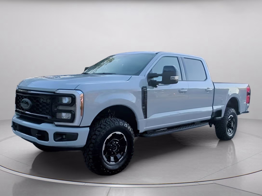 2026 Avalanche Ford Super Duty F-250 SRW LARIAT Crew Cab Pickup 4X4 Truck
