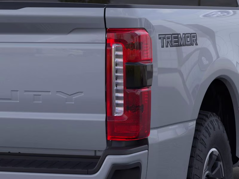 2026 Glacier Gray Metallic Tri-Coat Ford Super Duty F-250 SRW LARIAT Crew Cab Pickup 4X4 Truck