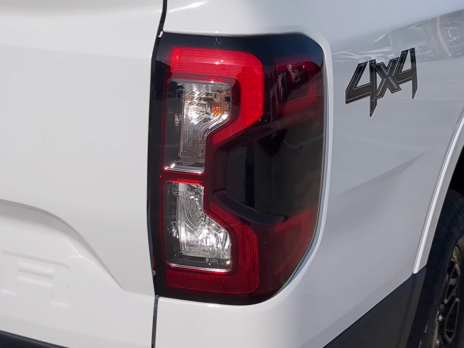 2026 Oxford White Ford Ranger XLT Crew Cab Pickup 4X4 Truck