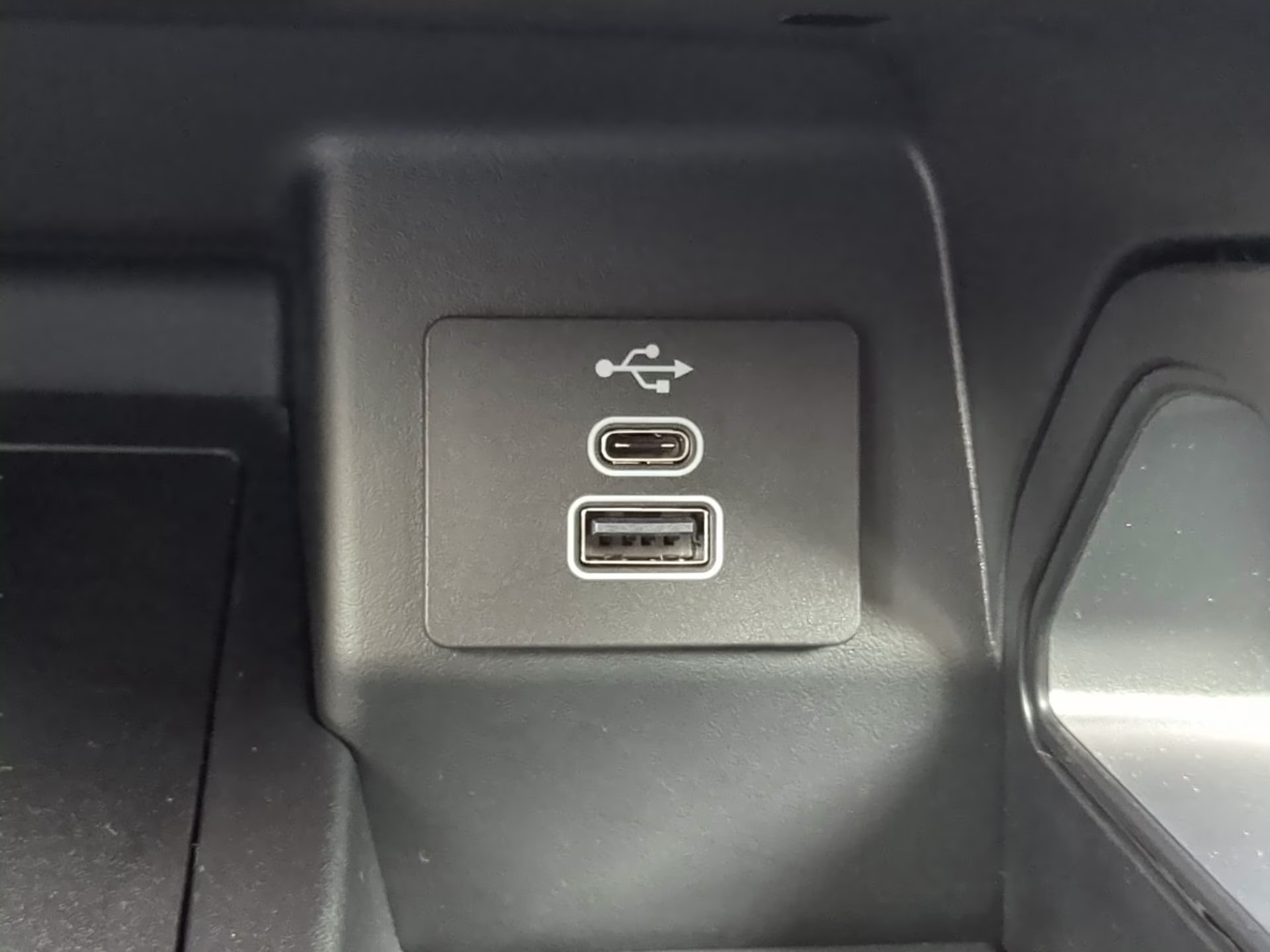 2026 Oxford White Ford Ranger XLT Crew Cab Pickup 4X4 Truck