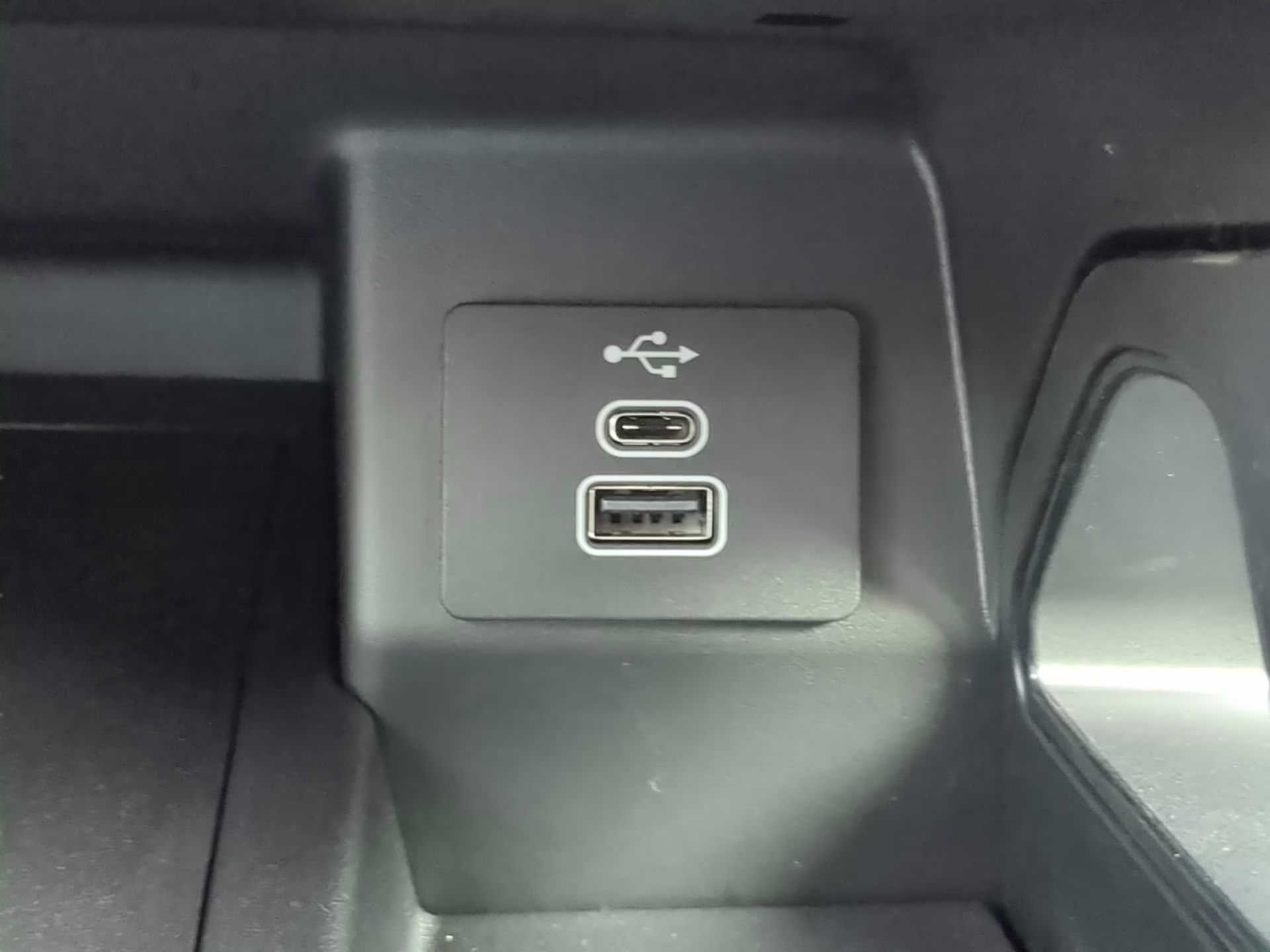2026 Avalanche Ford Ranger LARIAT Crew Cab Pickup 4X4 Truck