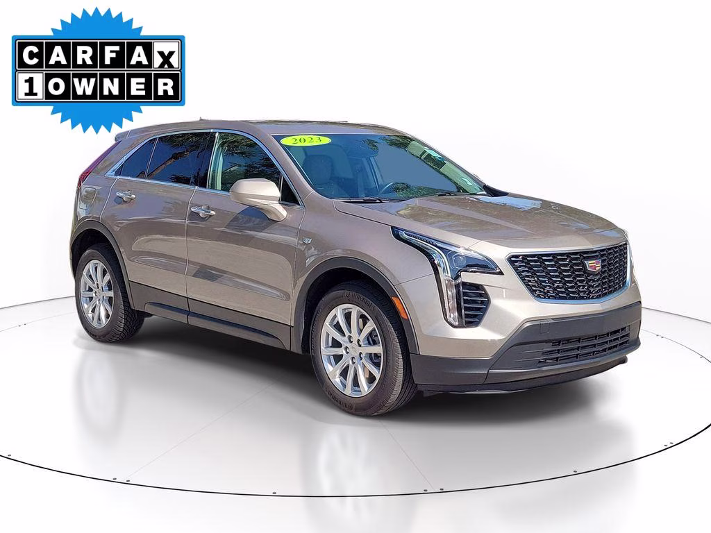 2023 Latte Metallic Cadillac XT4 FWD Luxury FWD SUV