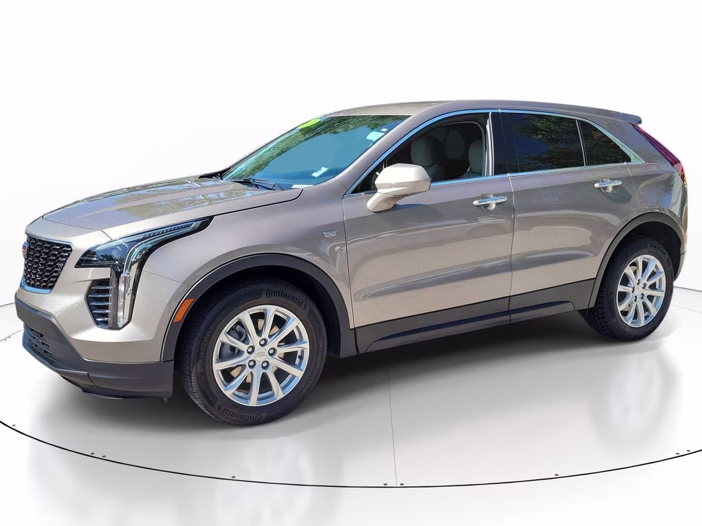 2023 Latte Metallic Cadillac XT4 FWD Luxury FWD SUV