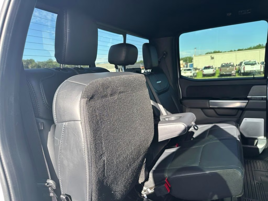 2025 White Metallic Ford Super Duty F-350 SRW Platinum 4X4 Truck