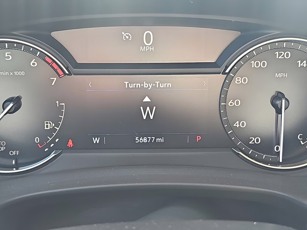 2023 Latte Metallic Cadillac XT4 FWD Luxury FWD SUV