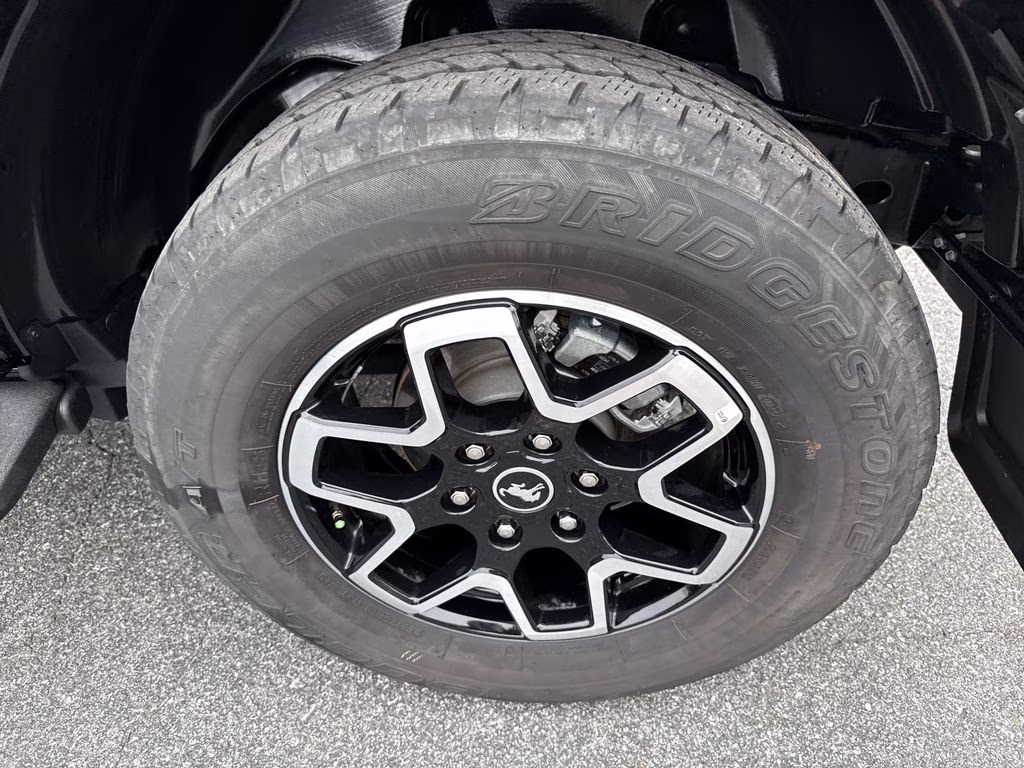 2024 Shadow Black Ford Bronco Outer Banks 4X4 SUV