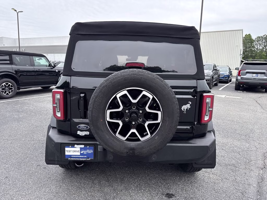 2024 Shadow Black Ford Bronco Outer Banks 4X4 SUV