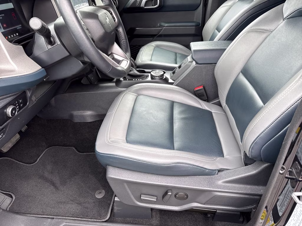 2024 Shadow Black Ford Bronco Outer Banks 4X4 SUV