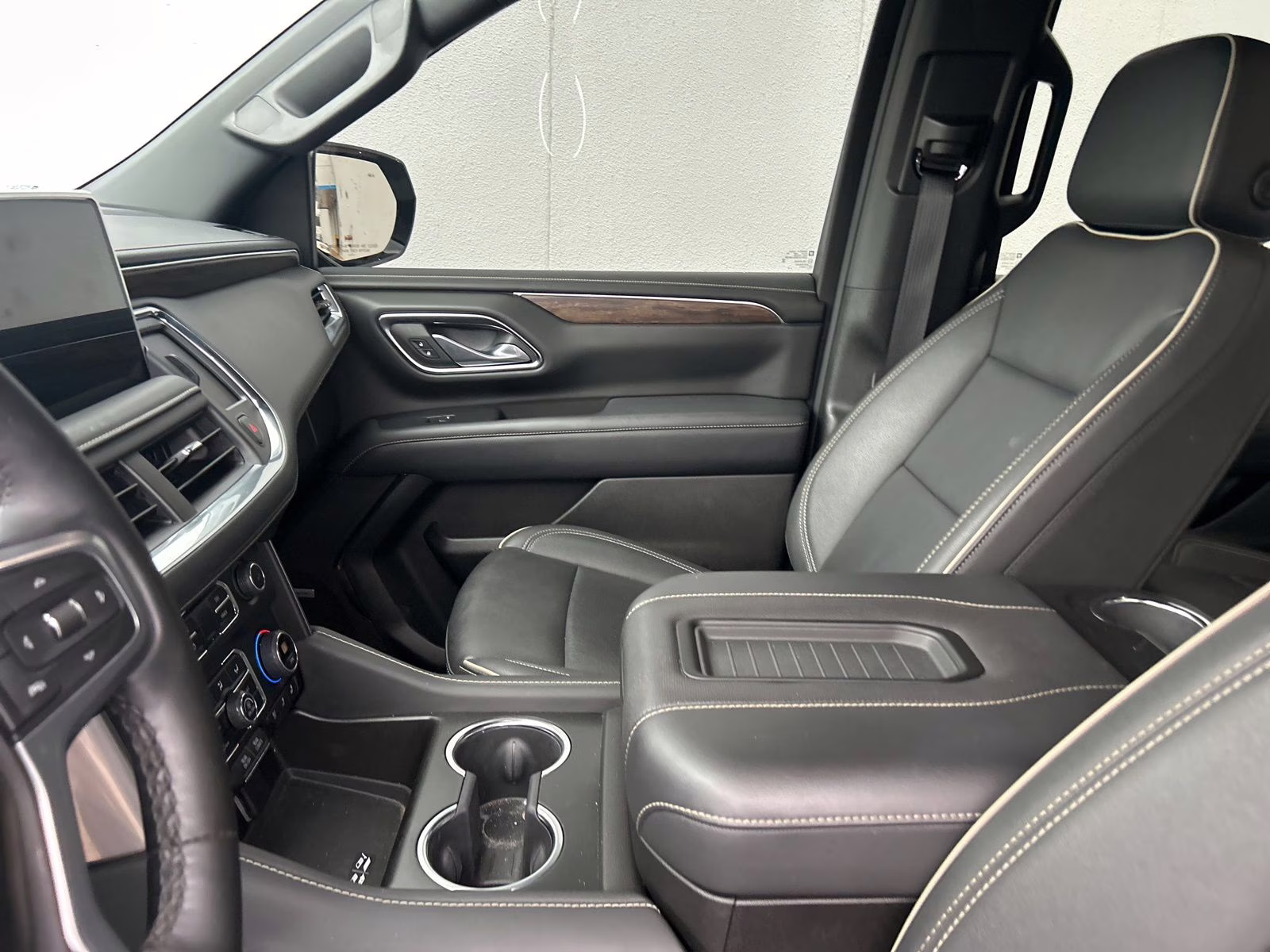 2024 Sterling Gray Metallic Chevrolet Tahoe Premier RWD SUV