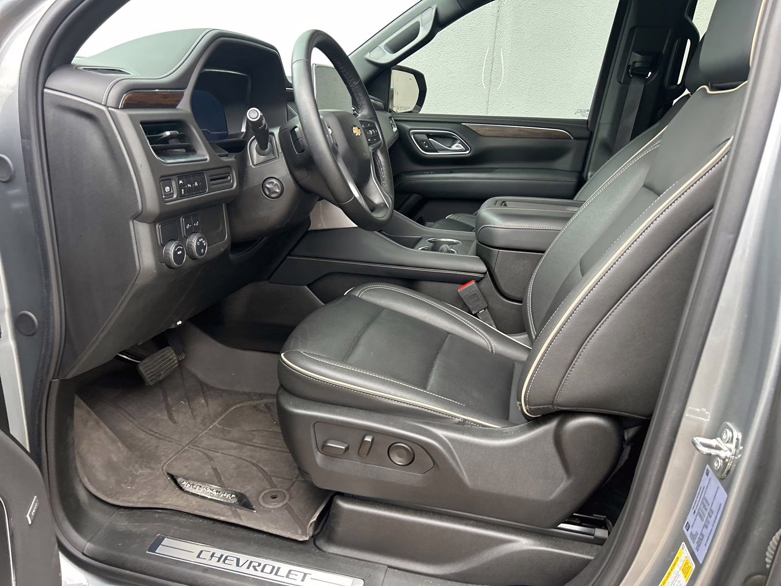 2024 Sterling Gray Metallic Chevrolet Tahoe Premier RWD SUV