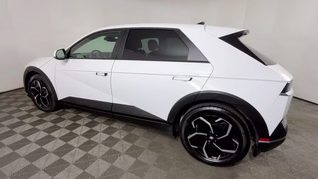 2024 Atlas White Hyundai IONIQ 5 SEL AWD SUV