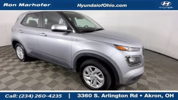 2025 Shimmering Silver Hyundai Venue SE FWD SUV