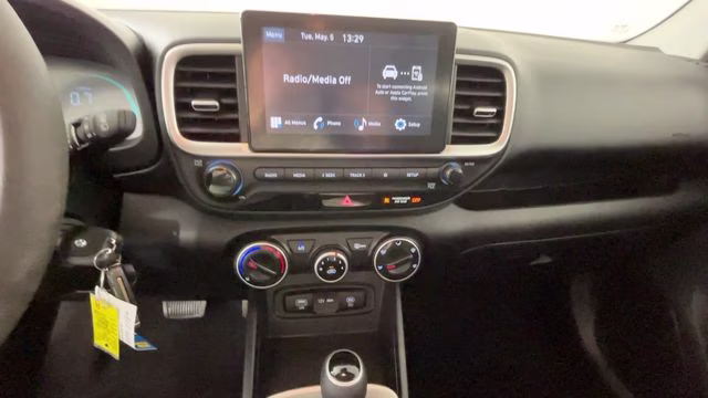 2025 Shimmering Silver Hyundai Venue SE FWD SUV