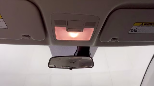 2025 Shimmering Silver Hyundai Venue SE FWD SUV