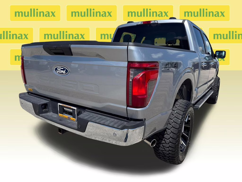 2025 Iconic Silver Metallic Ford F-150 XLT w/ LIFTKIT 4X4 Truck