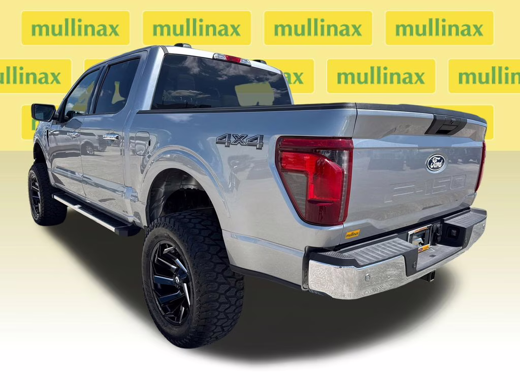 2025 Iconic Silver Metallic Ford F-150 XLT w/ LIFTKIT 4X4 Truck