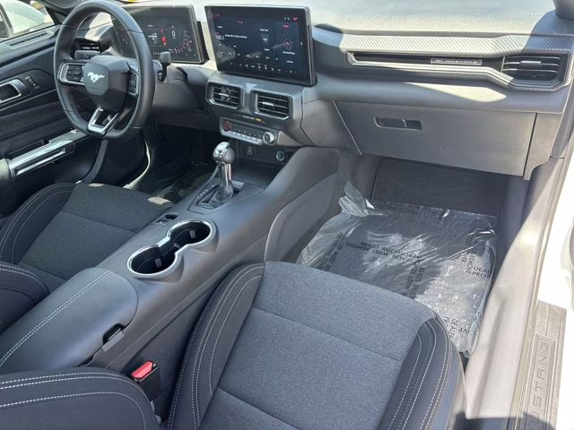 2025 Oxford White Ford Mustang EcoBoost RWD Coupe