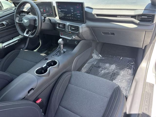 2025 Oxford White Ford Mustang EcoBoost RWD Coupe