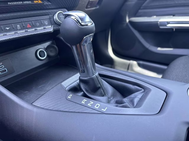 2025 Oxford White Ford Mustang EcoBoost RWD Coupe
