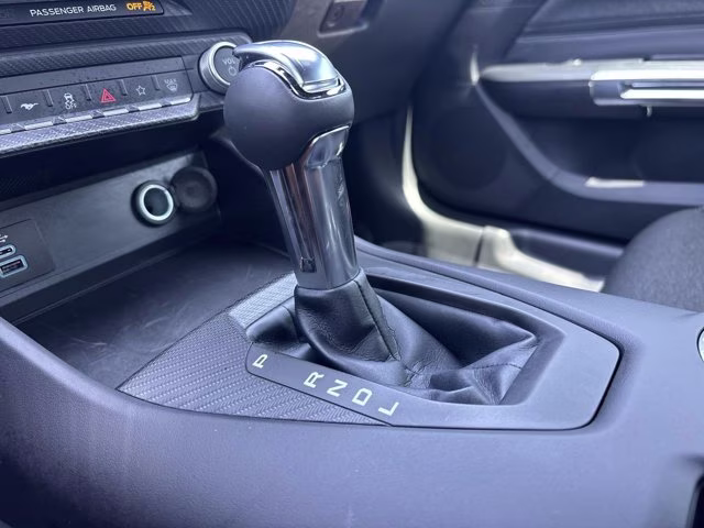 2025 Oxford White Ford Mustang EcoBoost RWD Coupe