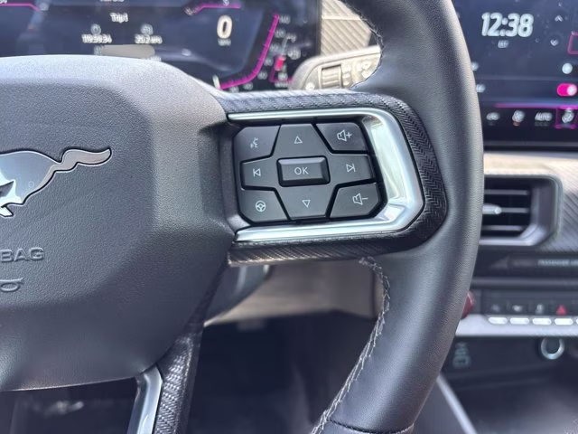 2025 Oxford White Ford Mustang EcoBoost RWD Coupe
