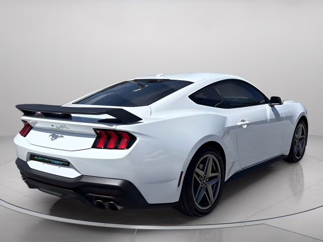 2025 Oxford White Ford Mustang EcoBoost RWD Coupe