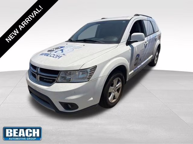2012 White Dodge Journey SXT FWD SUV