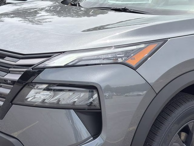 2026 Gun Metallic Nissan Rogue SV FWD SUV
