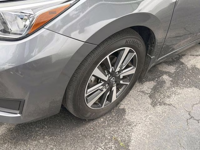 2024 Gun Metallic Nissan Versa 1.6 S FWD Sedan