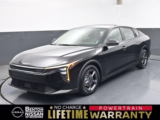 2025 Kia K4 LXS AT's photo
