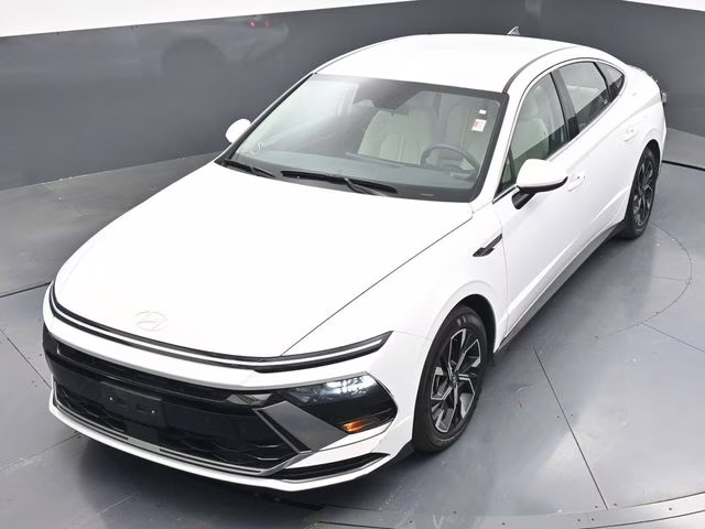 2025 Serenity White Hyundai Sonata SEL FWD Sedan
