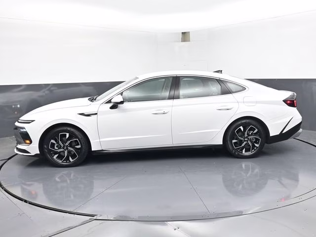 2025 Serenity White Hyundai Sonata SEL FWD Sedan
